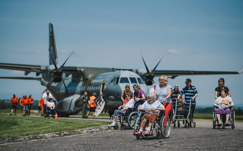 Open Skies for Handicapped: Letadly se dnes proletí až šest set účastníků akce