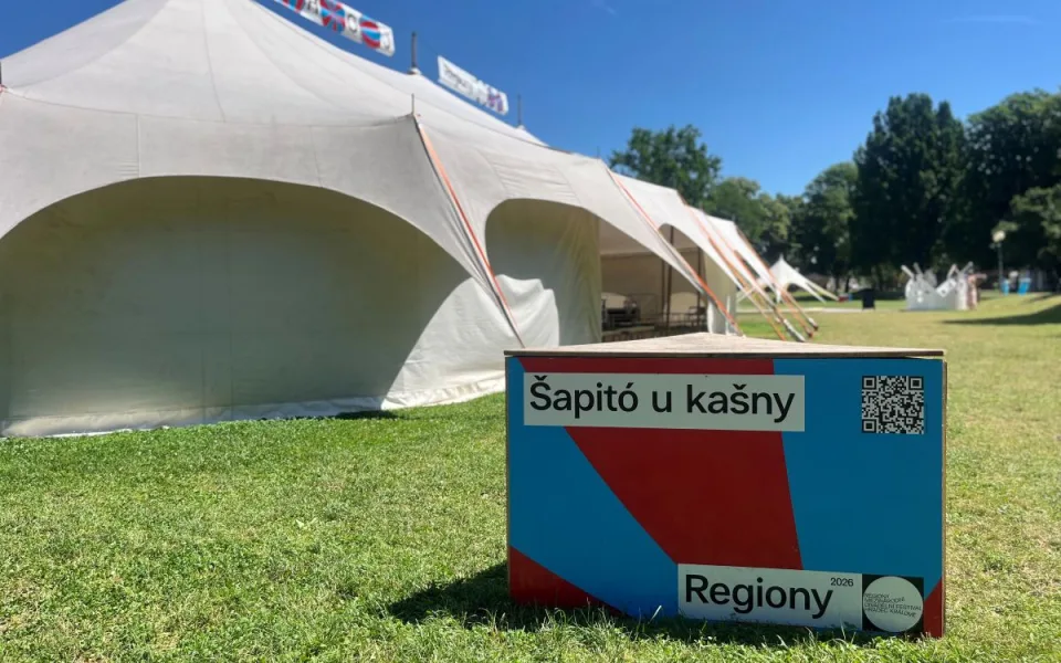 Hradec během Regionů neusíná. Noční klid začíná až ve dvě ráno