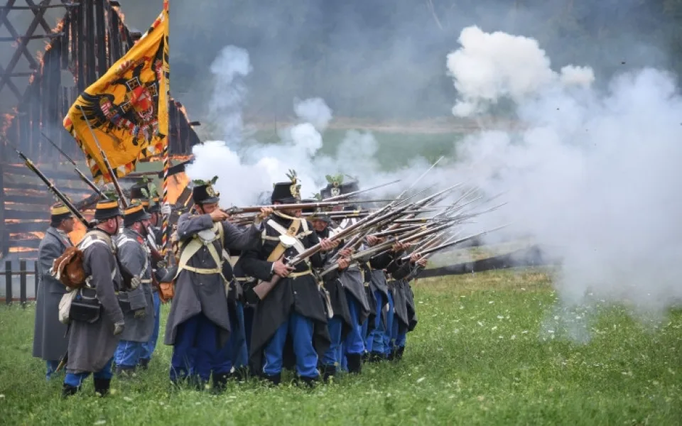 Před námi jsou tři dny, které vrátí Hradec do roku 1866