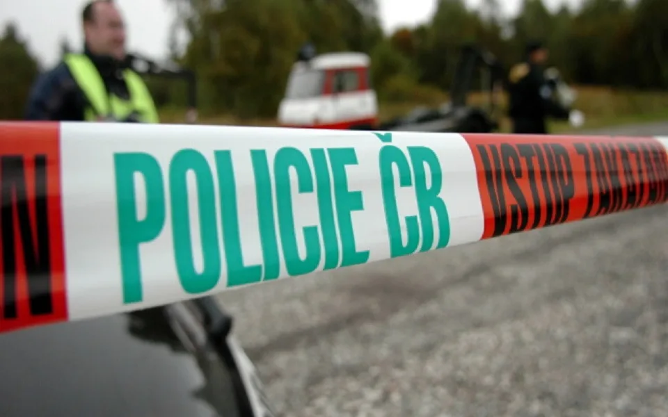 Policie obvinila z jablonecké vraždy 35letou ženu, soudce ji poslal do vazby