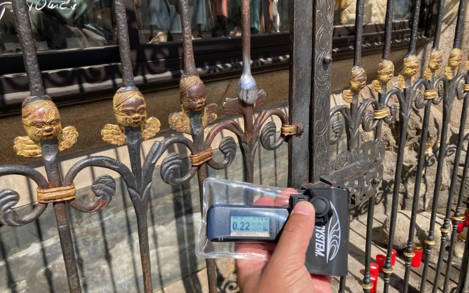 Radioaktivita na nádražích i v centru měst, projekt lovců záření mapuje žhavá místa ČR