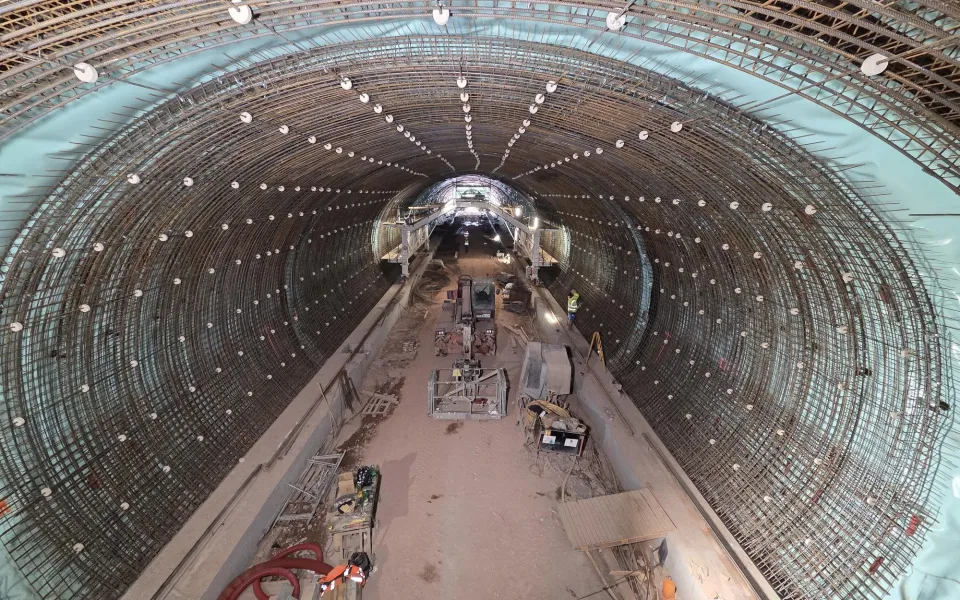 Obchvat Náchoda postupuje podle plánu, tunel Dolní Radechová míří do finále